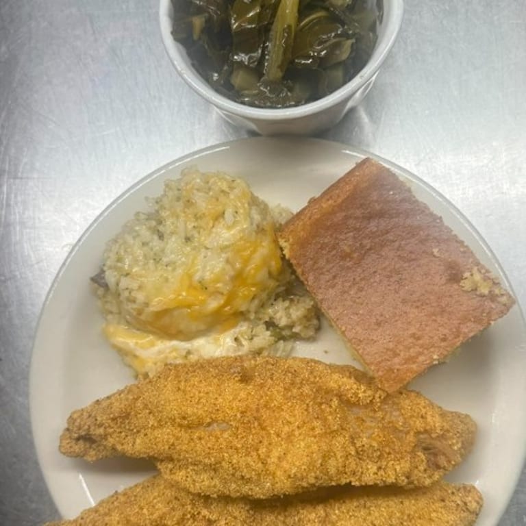 Southern Fried Chicken and Comfort Food Classics